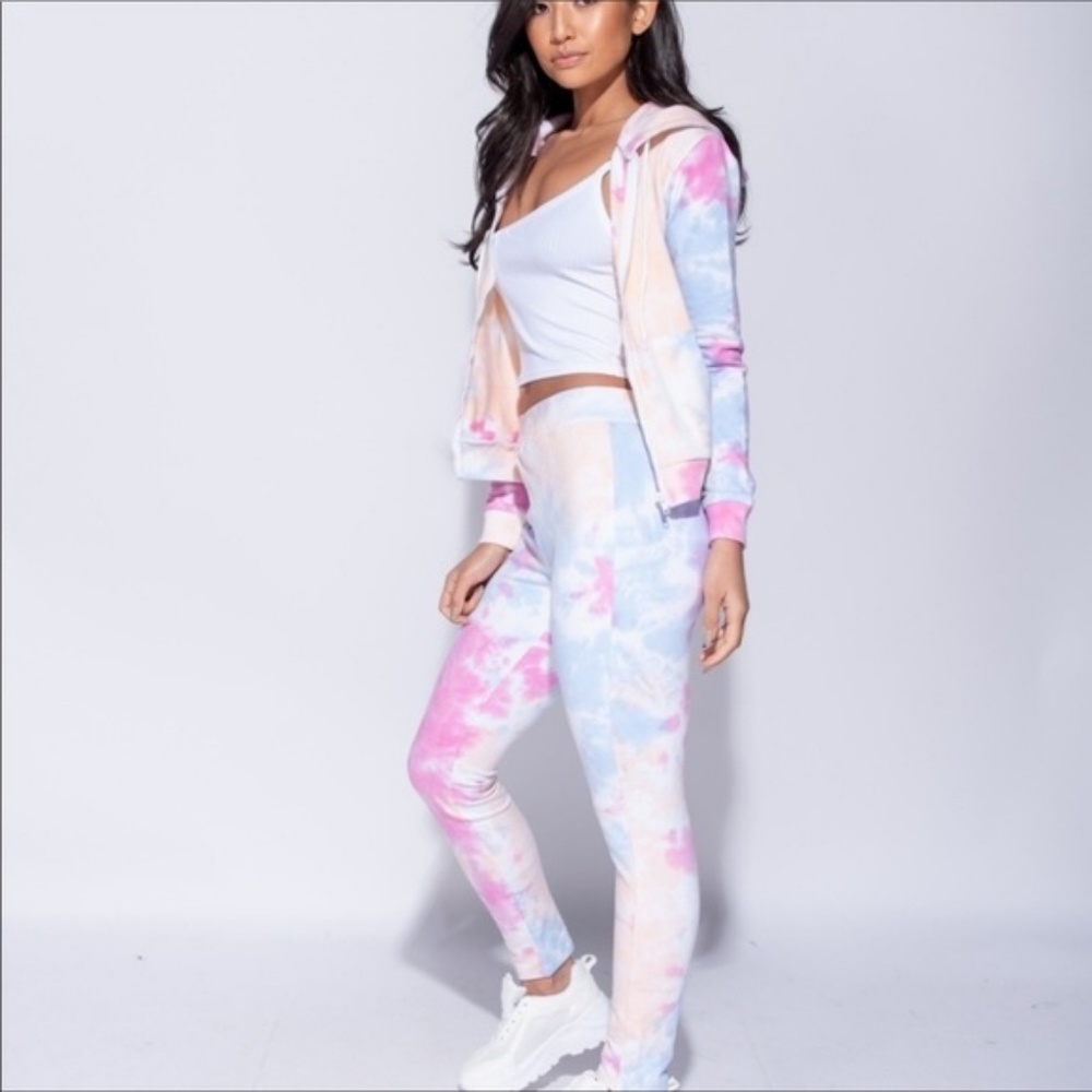Groovy Kind Of Love Tie Dye Leggings - Picture 6 of 6